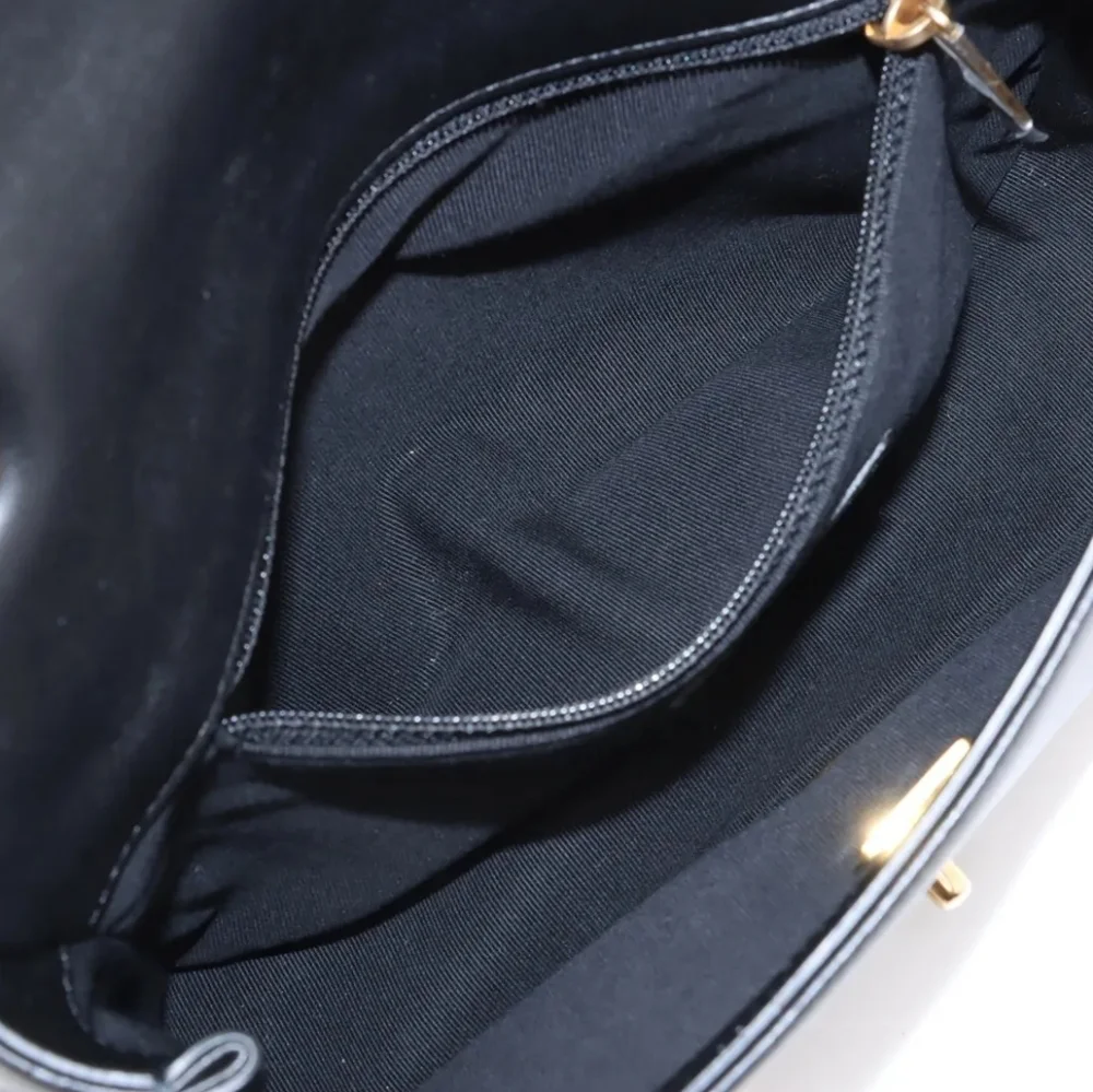 Chanel On and On Full Flap Shoulder Bag - Black Quilted Lambskin COA included - Picture 10 of 17